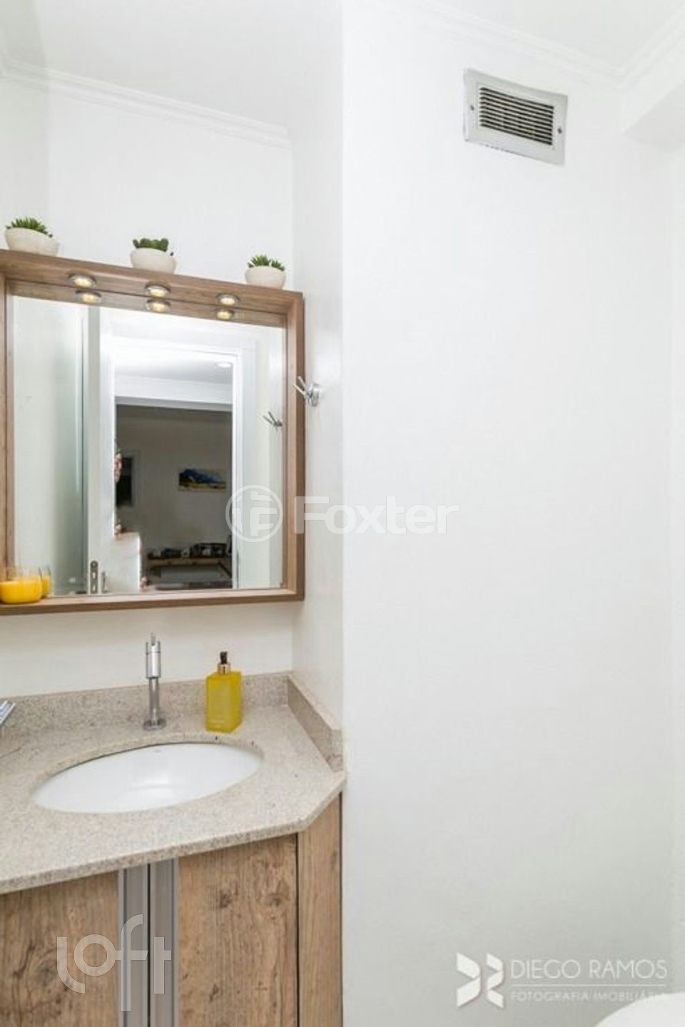 Apartamento à venda com 2 quartos, 70m² - Foto 7