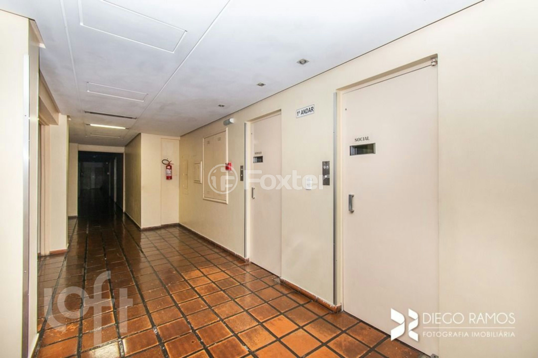 Apartamento à venda com 2 quartos, 70m² - Foto 26