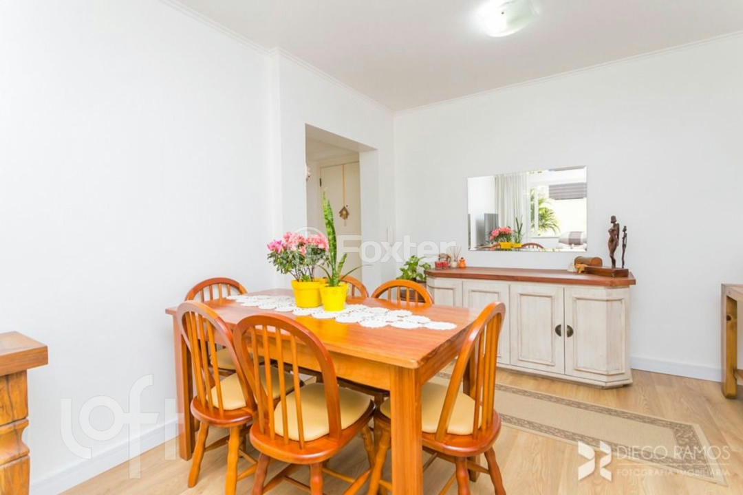 Apartamento à venda com 2 quartos, 70m² - Foto 6