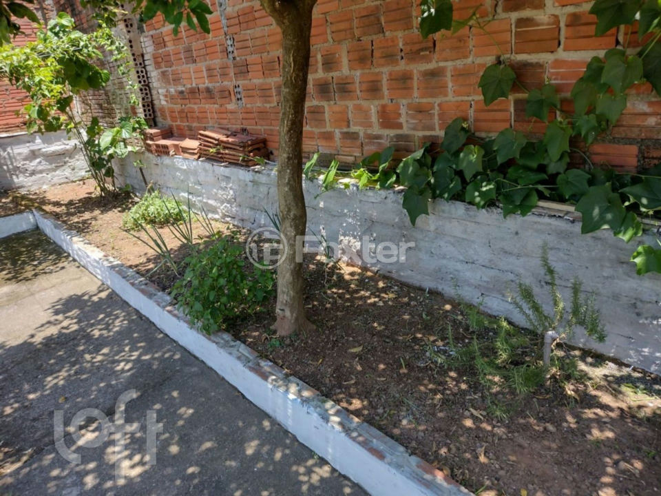 Casa à venda com 3 quartos, 49m² - Foto 7