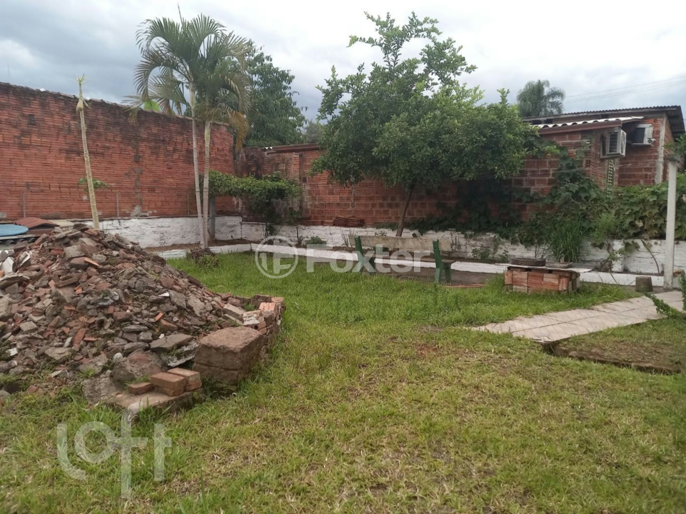 Casa à venda com 3 quartos, 49m² - Foto 18