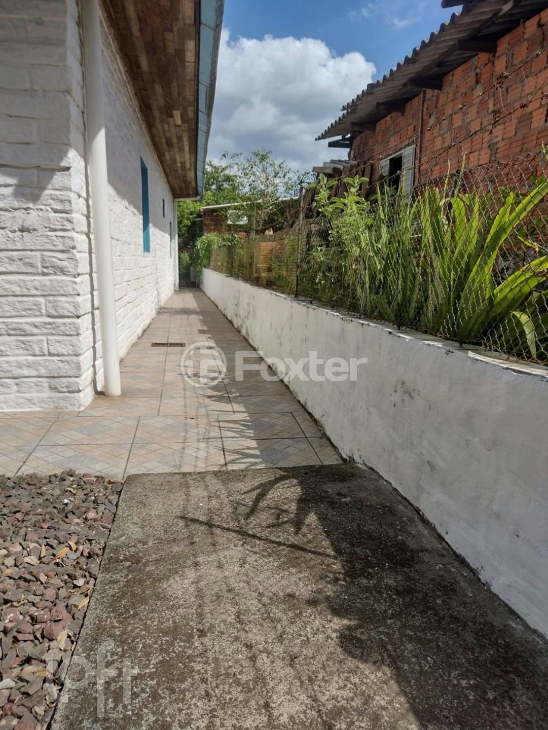 Casa à venda com 3 quartos, 49m² - Foto 4