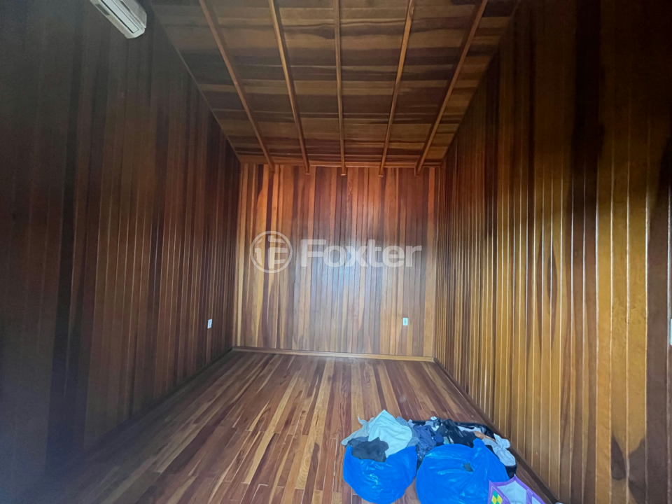 Casa à venda com 3 quartos, 552m² - Foto 11