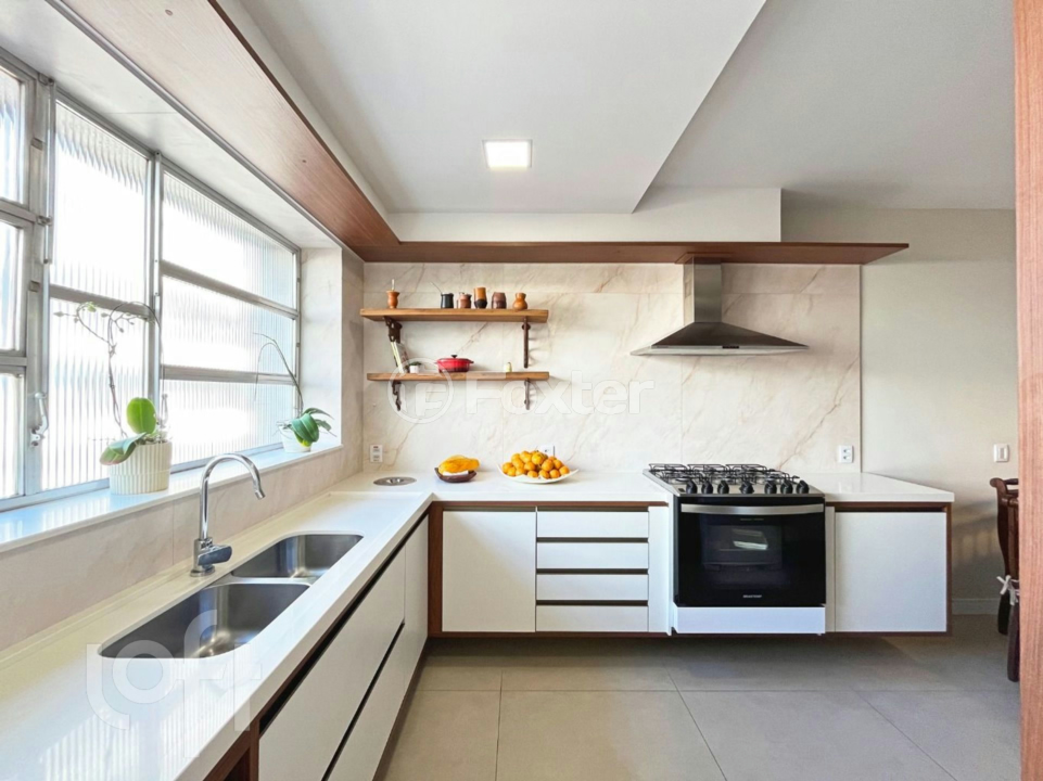 Apartamento à venda com 3 quartos, 168m² - Foto 18