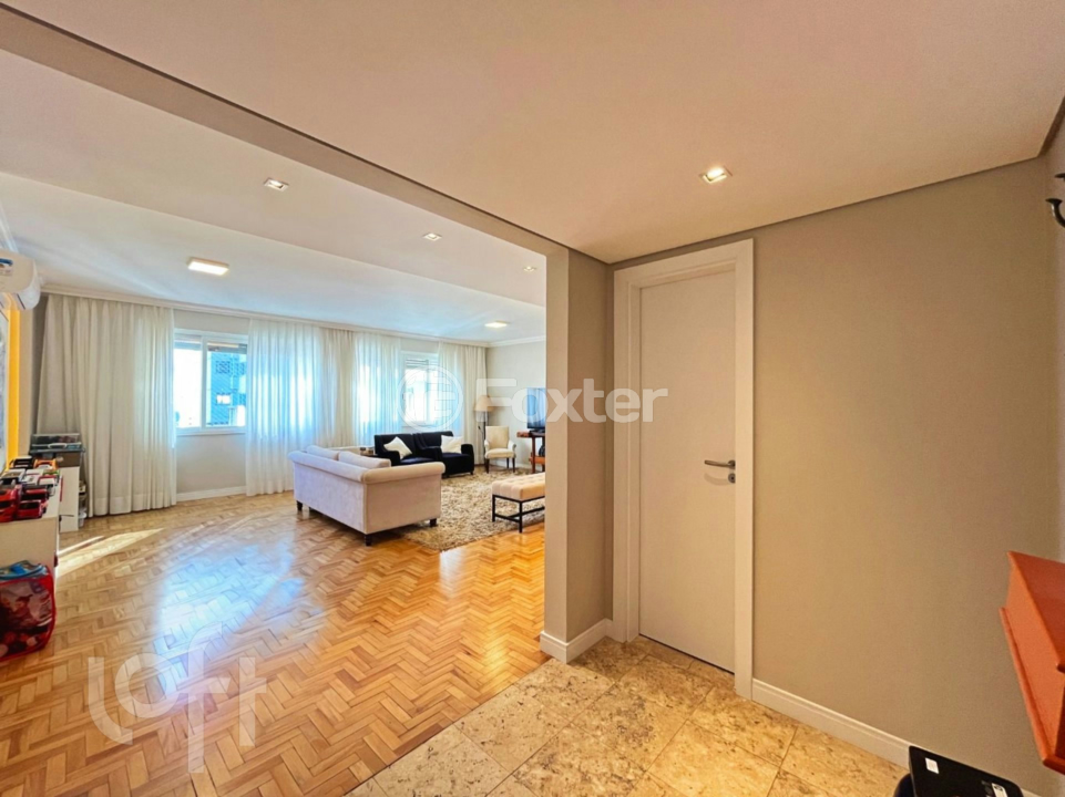 Apartamento à venda com 3 quartos, 168m² - Foto 9