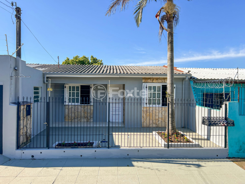 Casa à venda com 3 quartos, 125m² - Foto 1