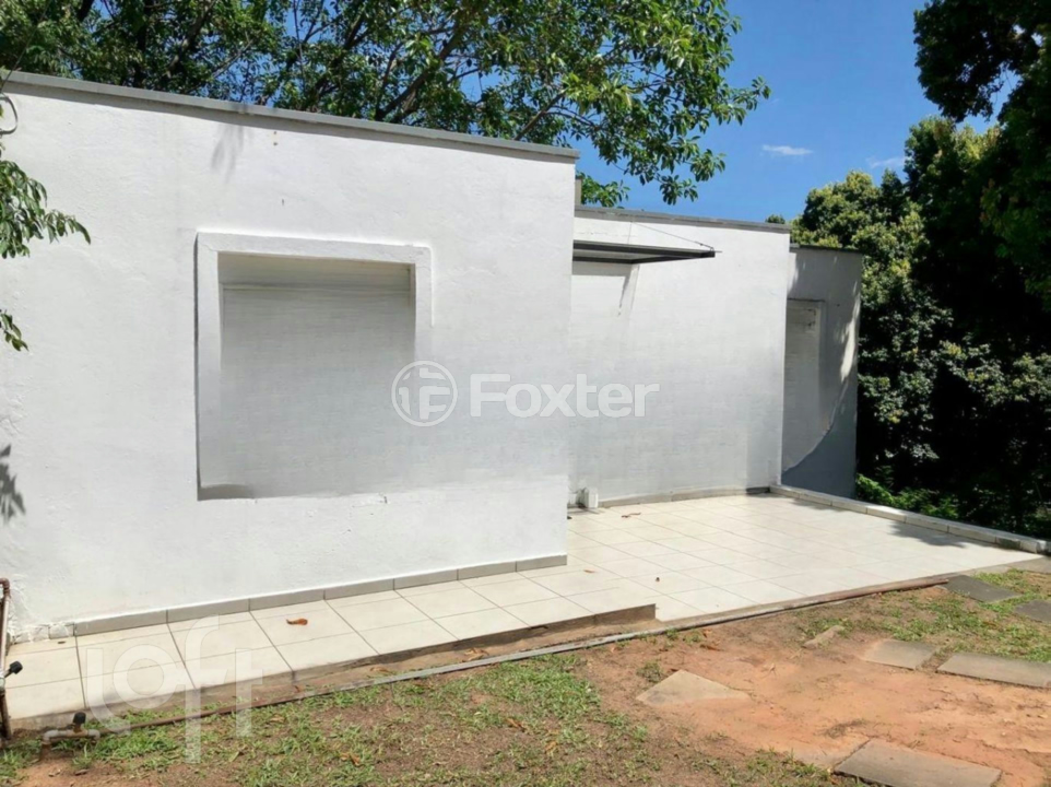 Casa à venda com 3 quartos, 157m² - Foto 1