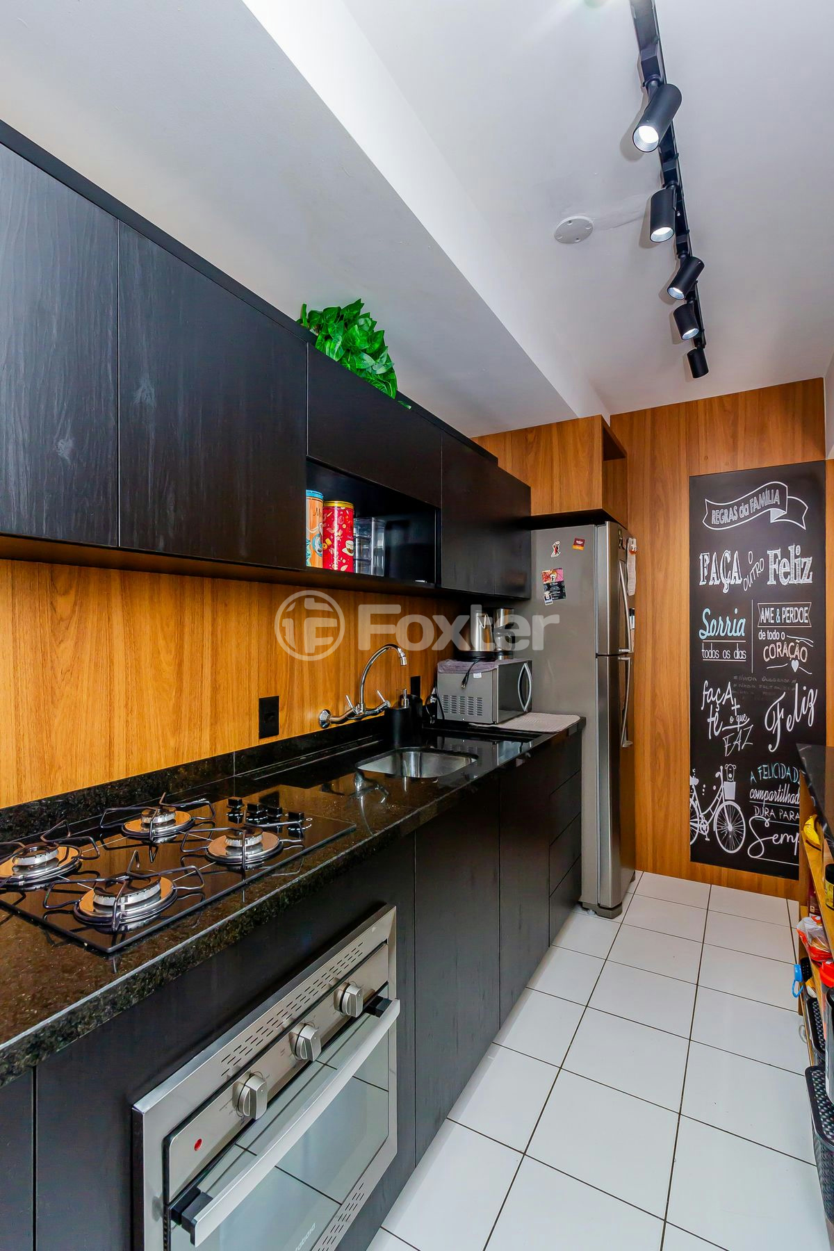 Apartamento à venda com 3 quartos, 74m² - Foto 25