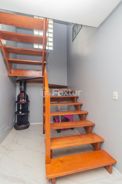 Casa à venda com 3 quartos, 172m² - Foto 9