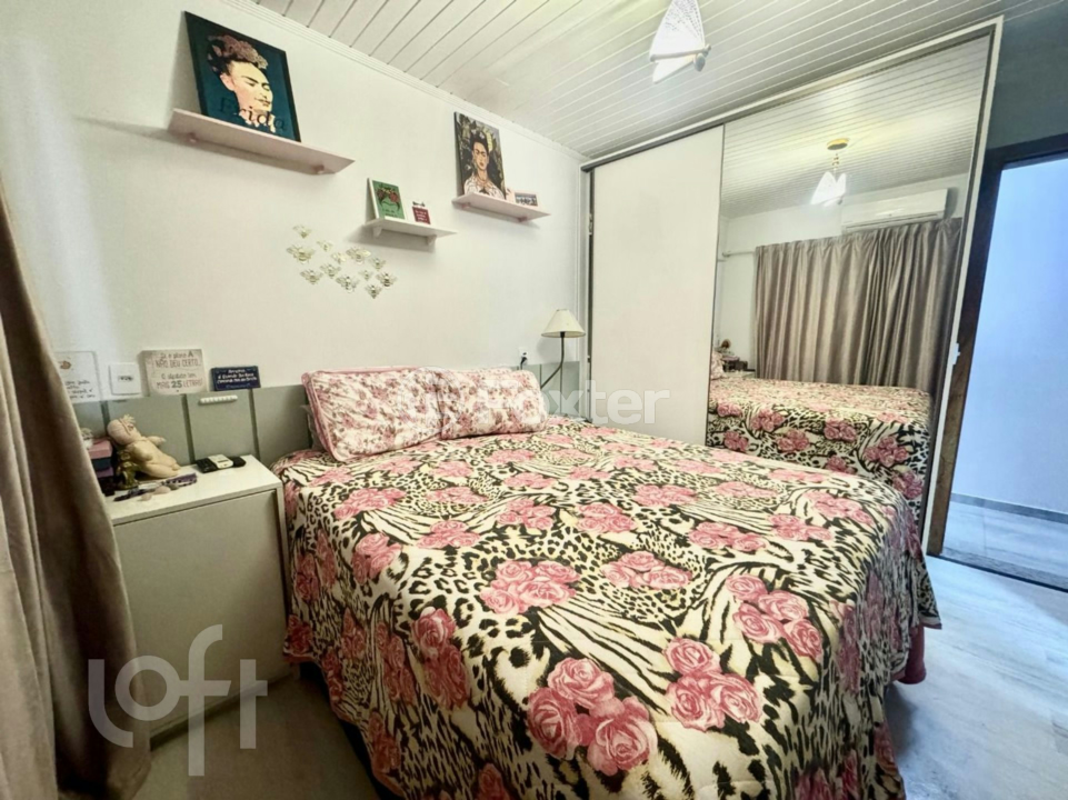 Casa à venda com 4 quartos, 135m² - Foto 8