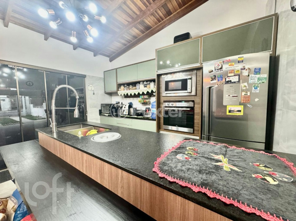 Casa à venda com 4 quartos, 135m² - Foto 16