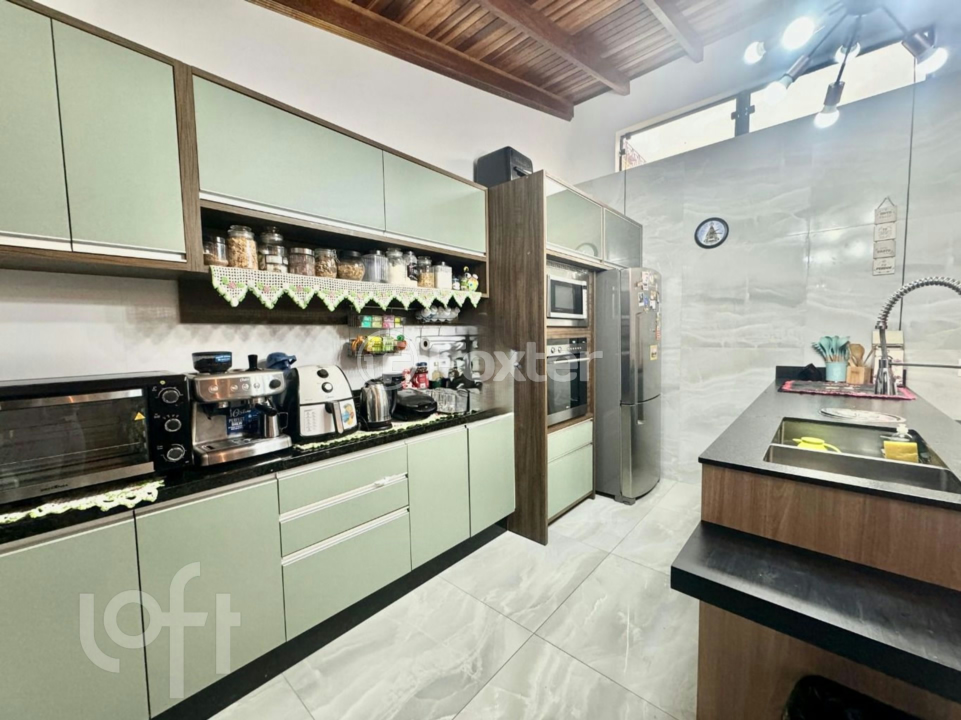 Casa à venda com 4 quartos, 135m² - Foto 20
