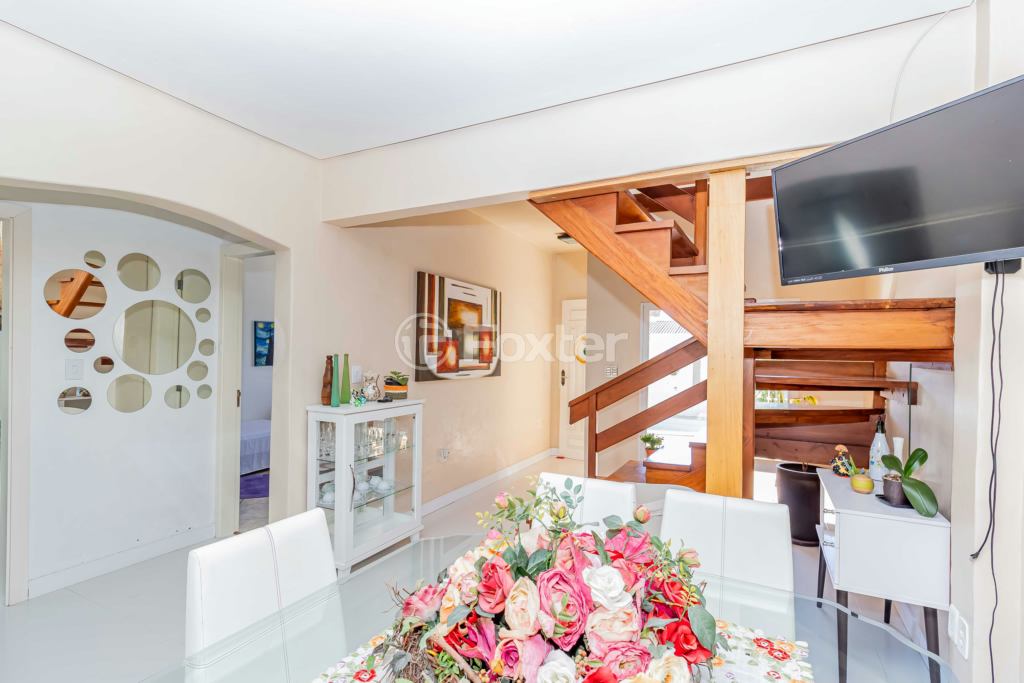 Casa à venda com 3 quartos, 200m² - Foto 6