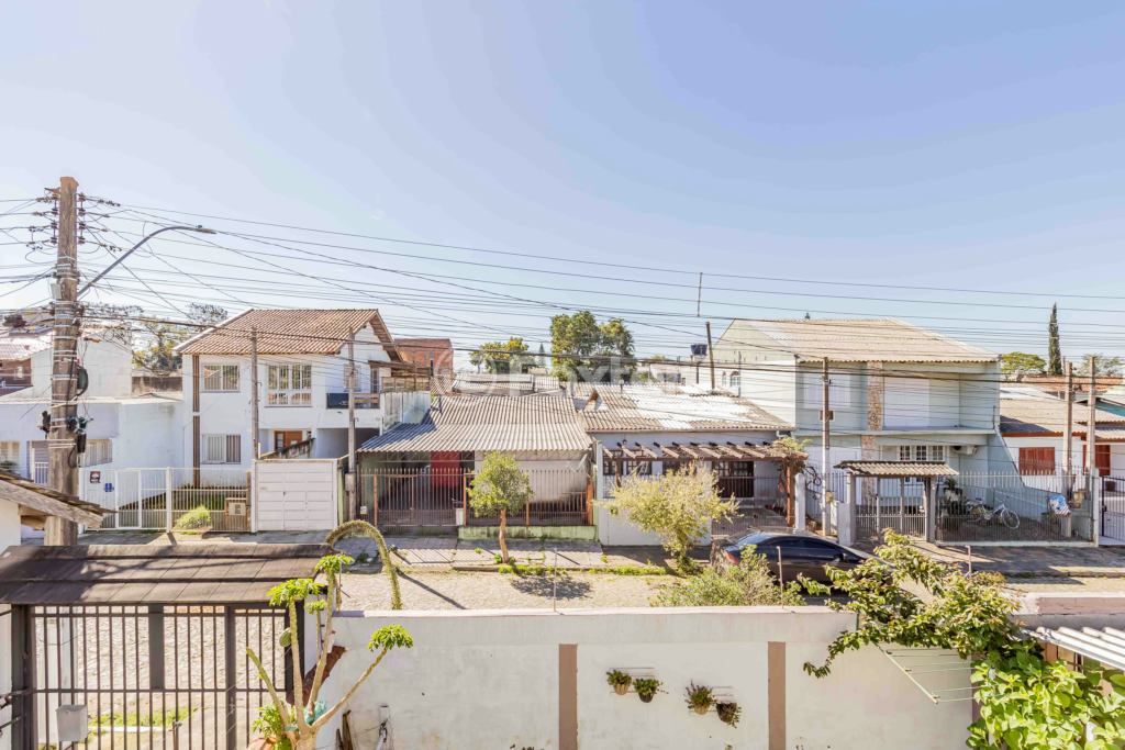 Casa à venda com 3 quartos, 200m² - Foto 35