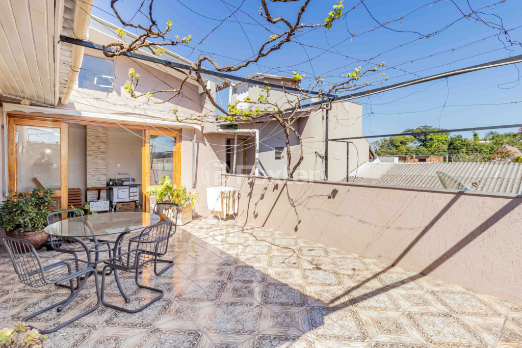 Casa à venda com 3 quartos, 200m² - Foto 56