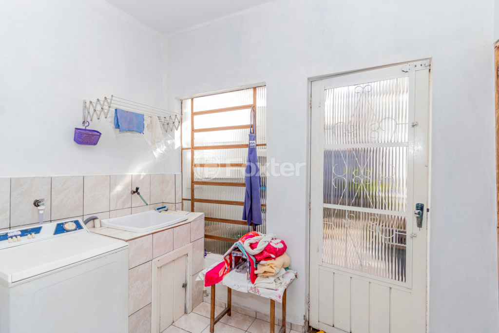 Casa à venda com 3 quartos, 200m² - Foto 68