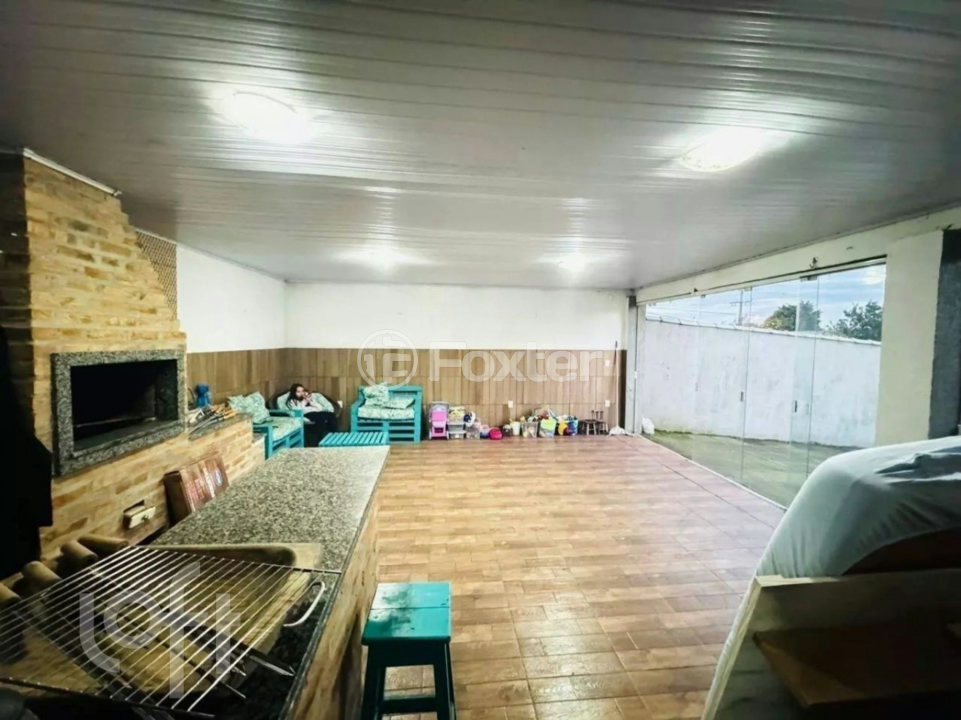 Casa à venda com 3 quartos, 64m² - Foto 12