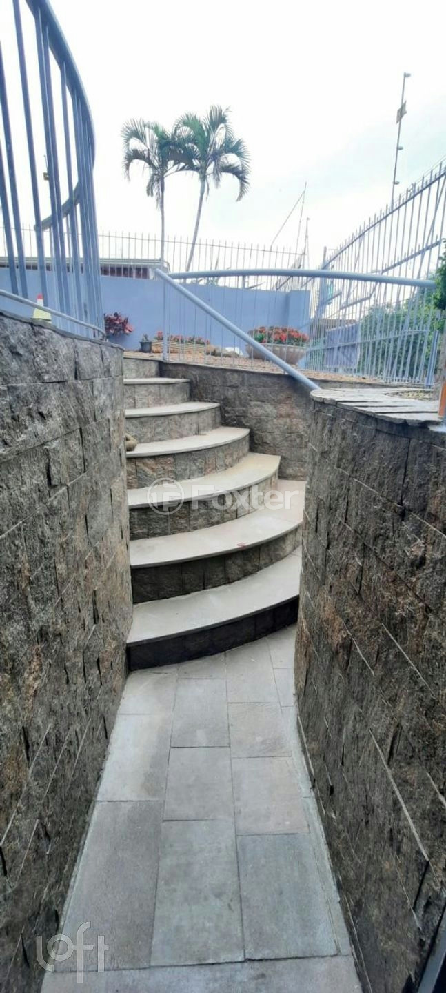 Casa à venda com 2 quartos, 158m² - Foto 1