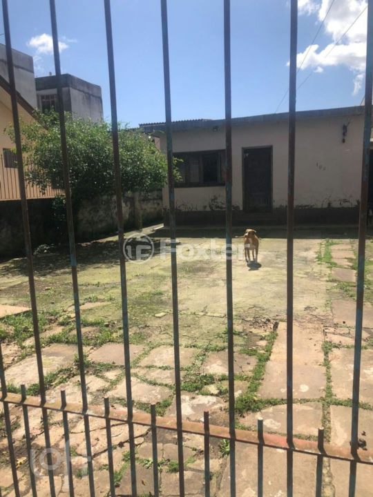 Casa à venda com 4 quartos, 120m² - Foto 3