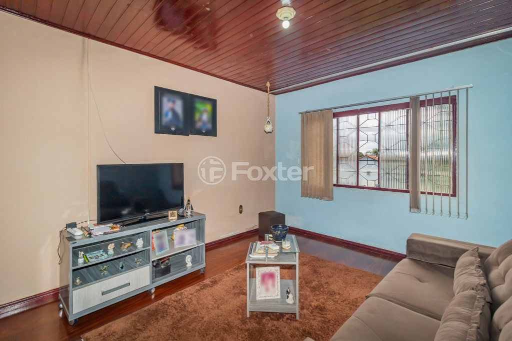 Casa à venda com 2 quartos, 372m² - Foto 2