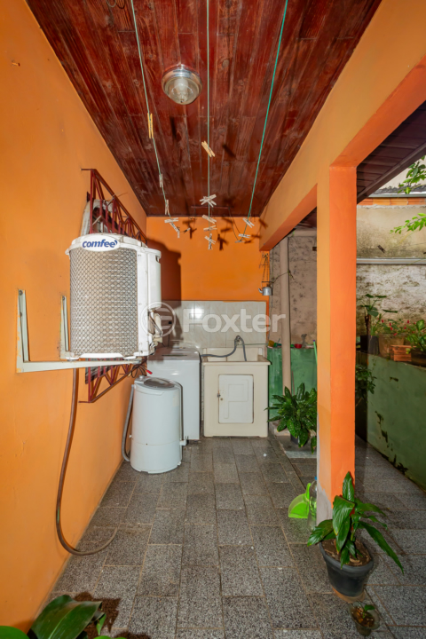 Casa à venda com 2 quartos, 372m² - Foto 25