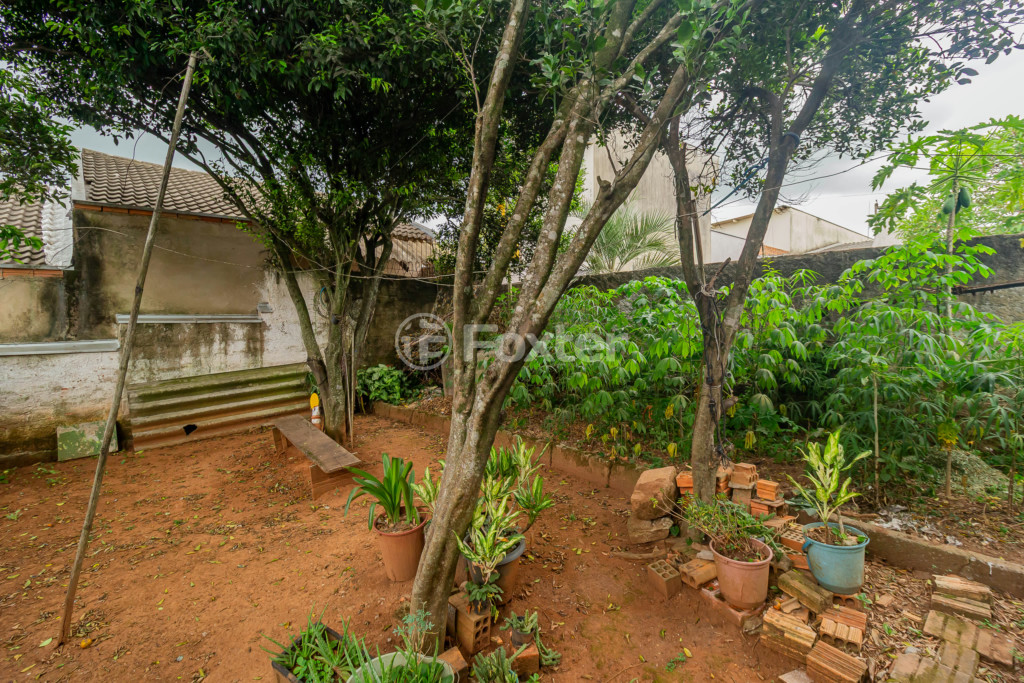 Casa à venda com 2 quartos, 372m² - Foto 32