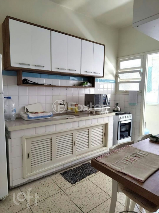 Apartamento à venda com 2 quartos, 71m² - Foto 3