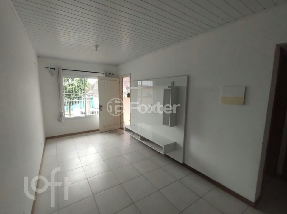 Casa à venda com 3 quartos, 65m² - Foto 1