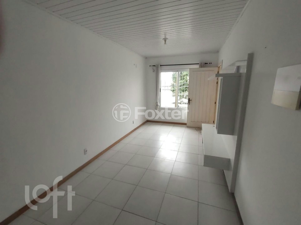 Casa à venda com 3 quartos, 65m² - Foto 3