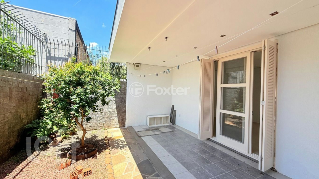 Casa à venda com 4 quartos, 200m² - Foto 16