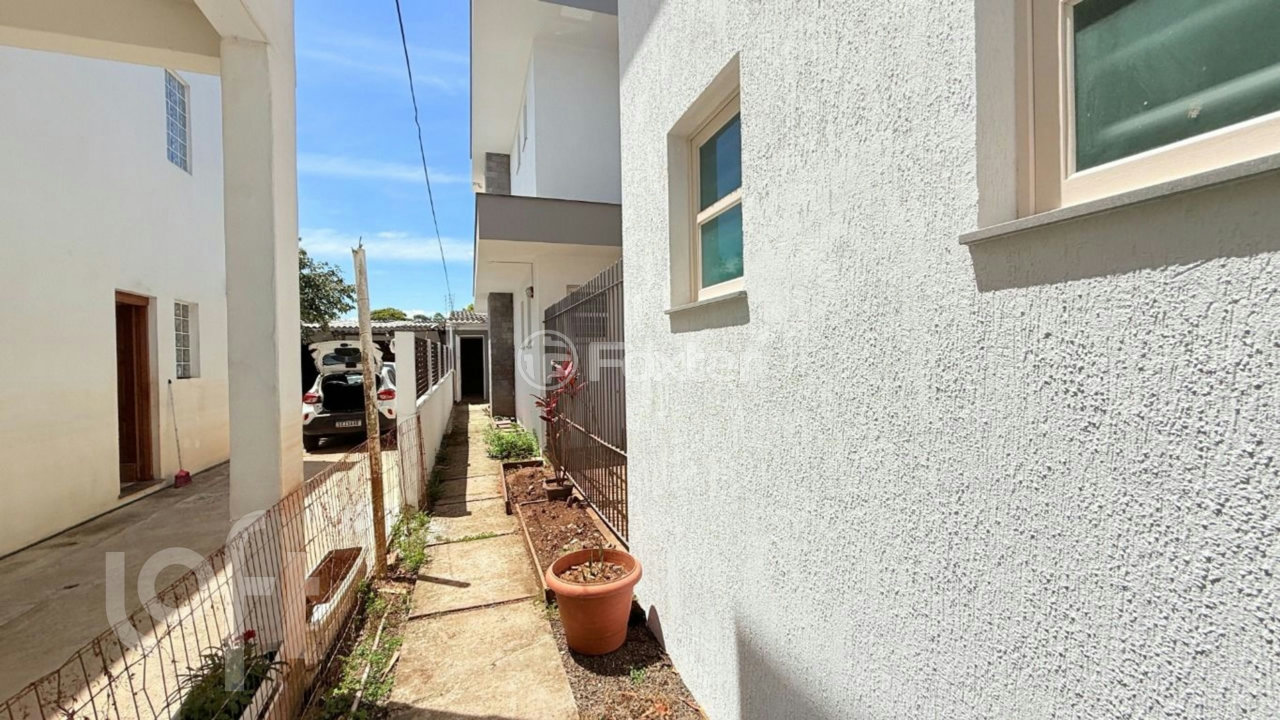 Casa à venda com 4 quartos, 200m² - Foto 38
