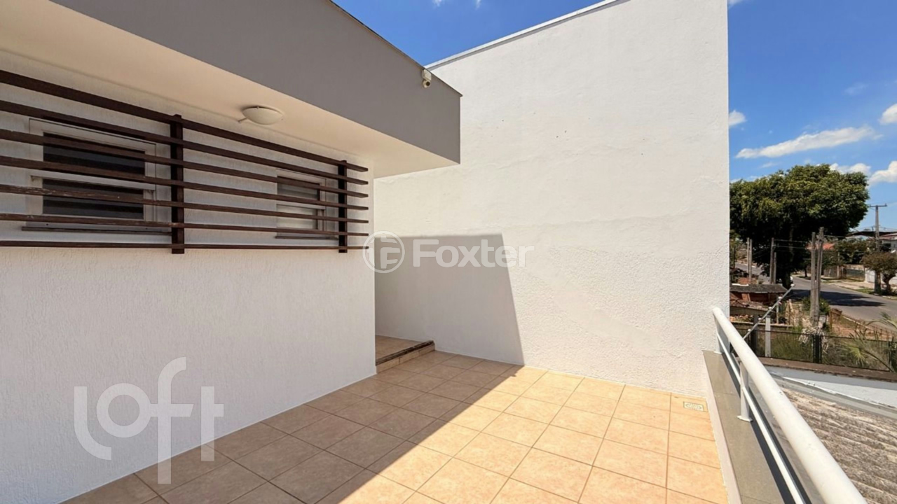 Casa à venda com 4 quartos, 200m² - Foto 32