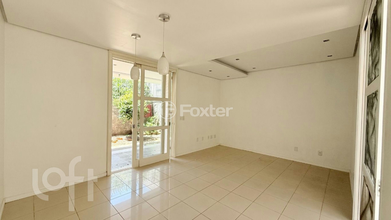 Casa à venda com 4 quartos, 200m² - Foto 9
