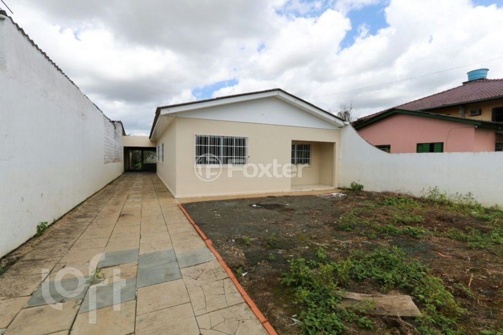 Casa à venda com 3 quartos, 153m² - Foto 1