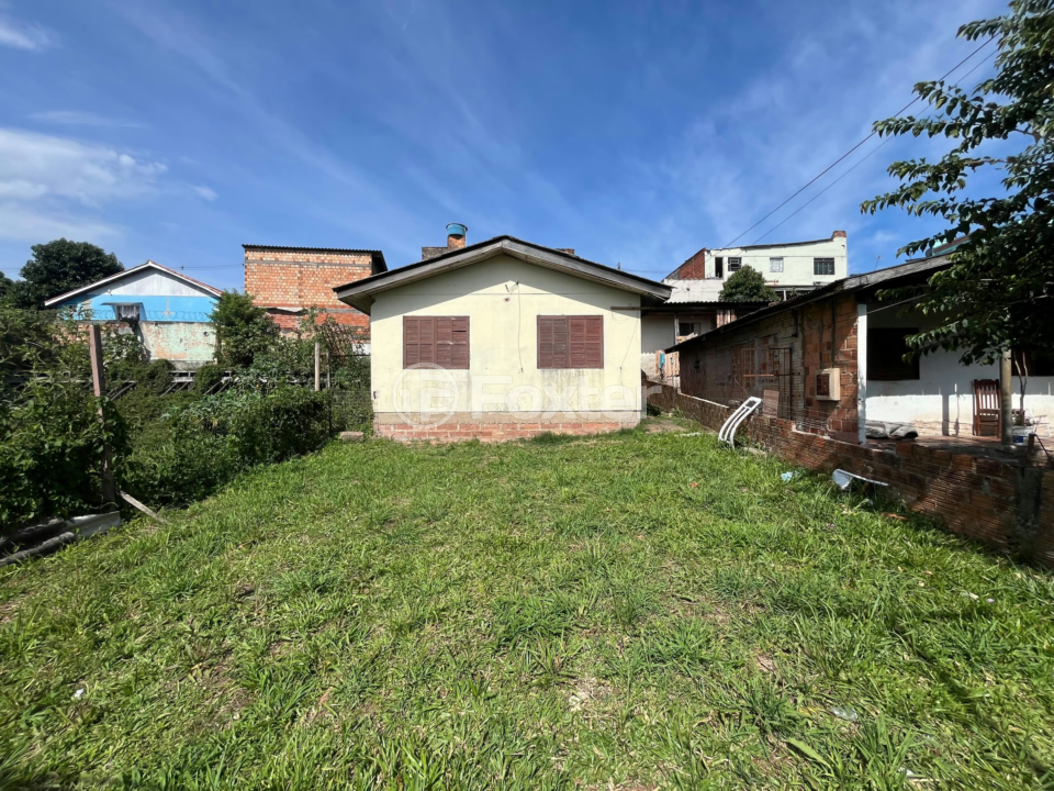 Casa à venda com 2 quartos, 207m² - Foto 2