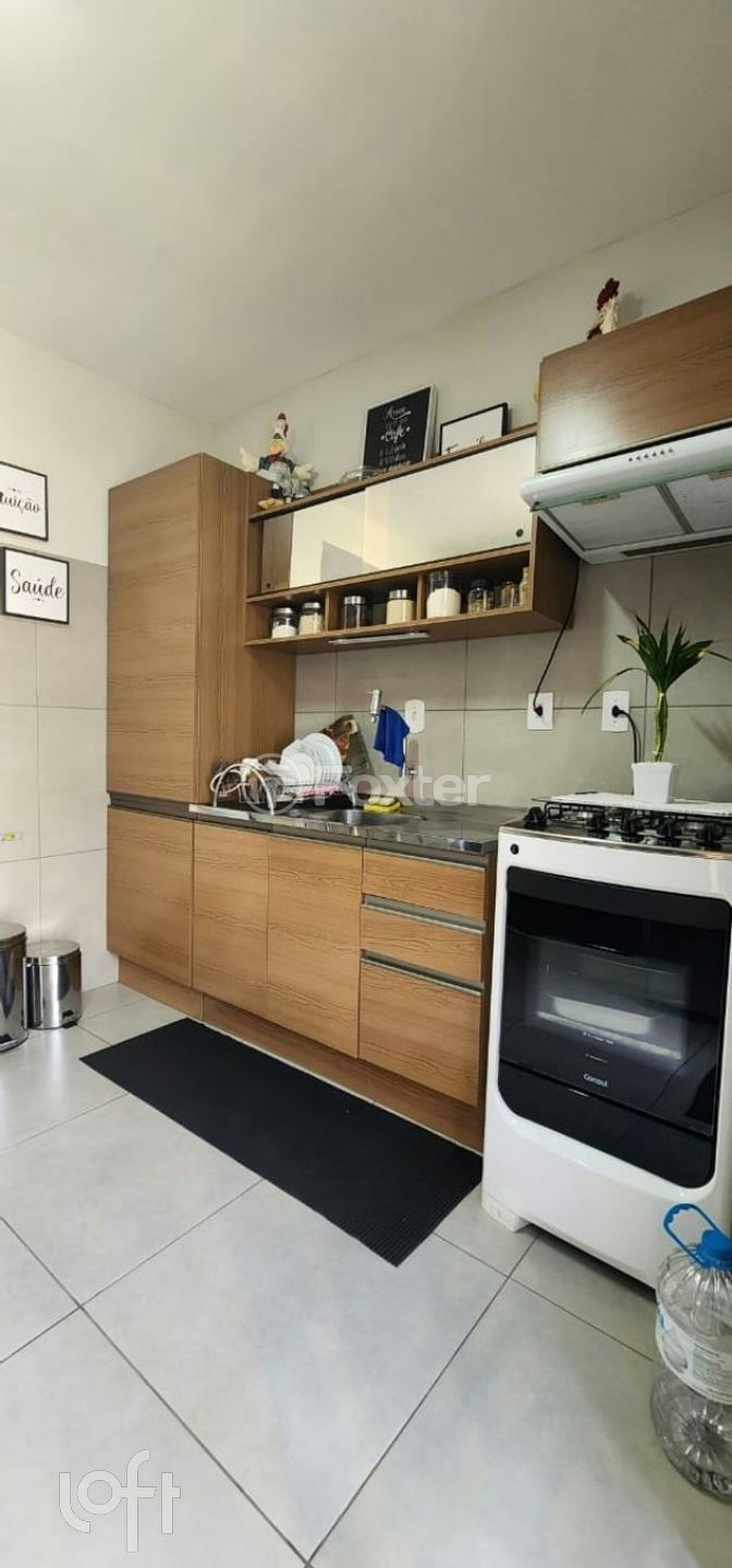 Casa à venda com 2 quartos, 66m² - Foto 6
