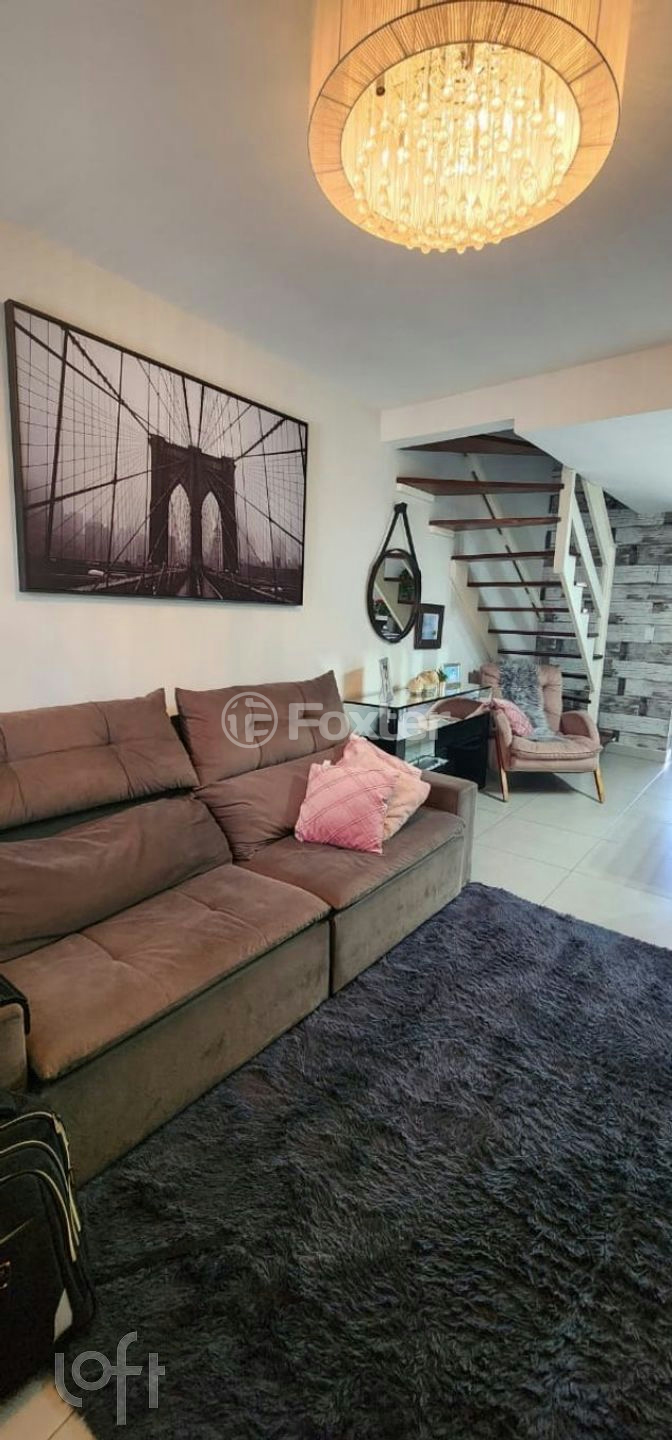 Casa à venda com 2 quartos, 66m² - Foto 1