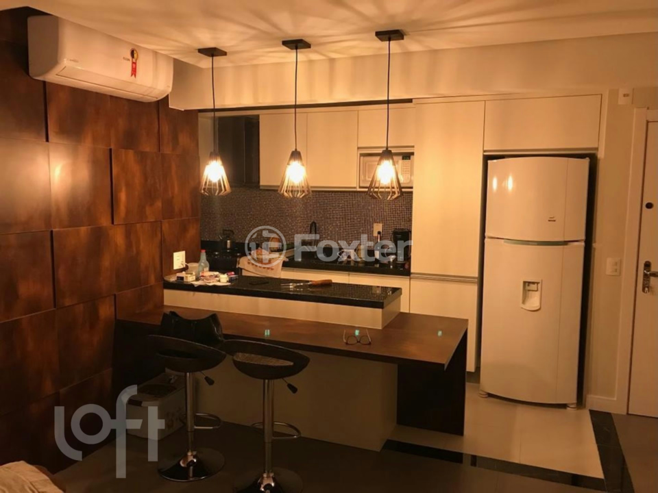 Apartamento à venda com 3 quartos, 75m² - Foto 4