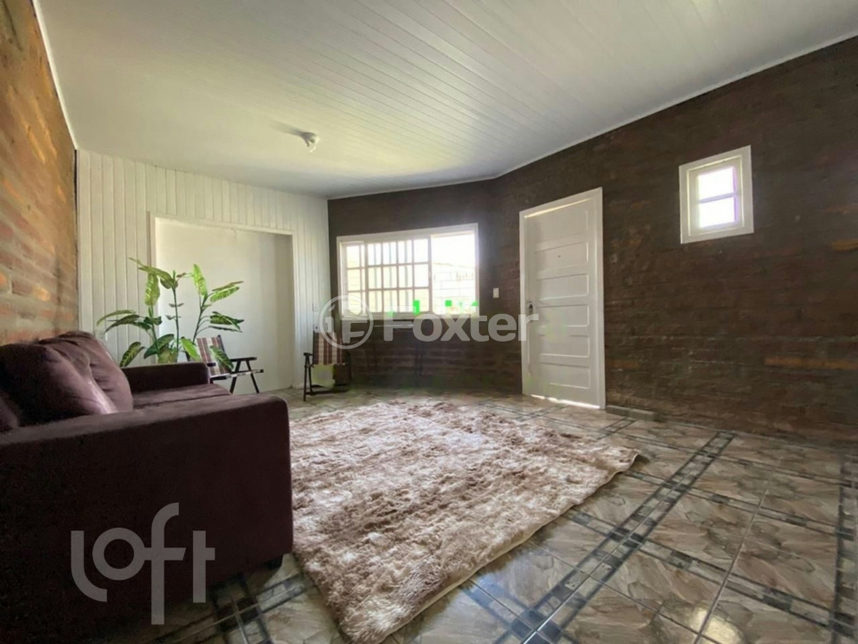 Casa à venda com 2 quartos, 140m² - Foto 1