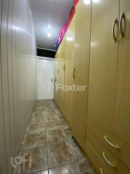 Casa à venda com 2 quartos, 140m² - Foto 9