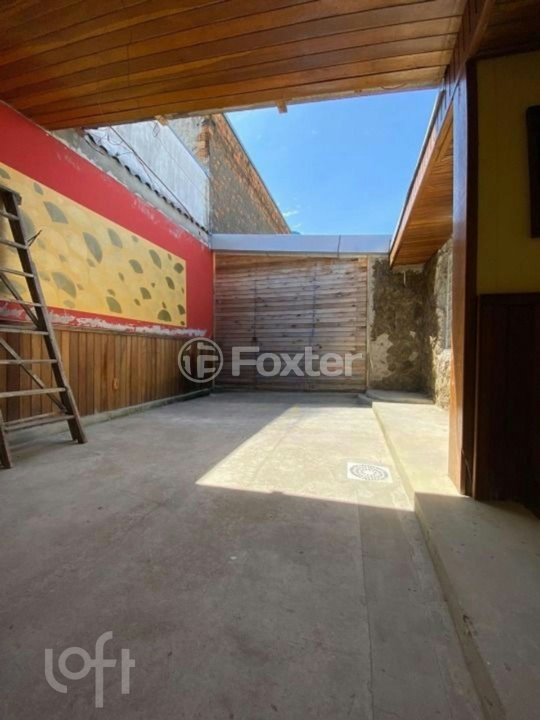 Casa à venda com 2 quartos, 140m² - Foto 5