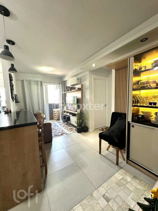 Apartamento à venda com 2 quartos, 52m² - Foto 1