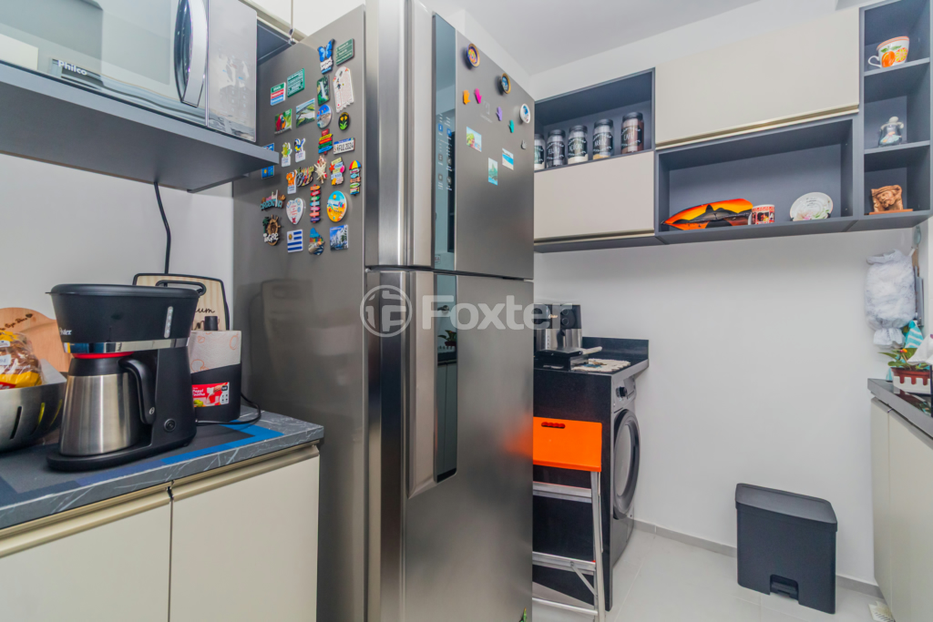 Apartamento à venda com 2 quartos, 40m² - Foto 17