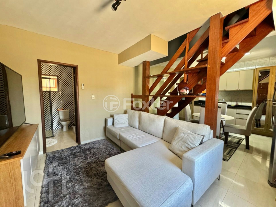 Casa à venda com 3 quartos, 231m² - Foto 4