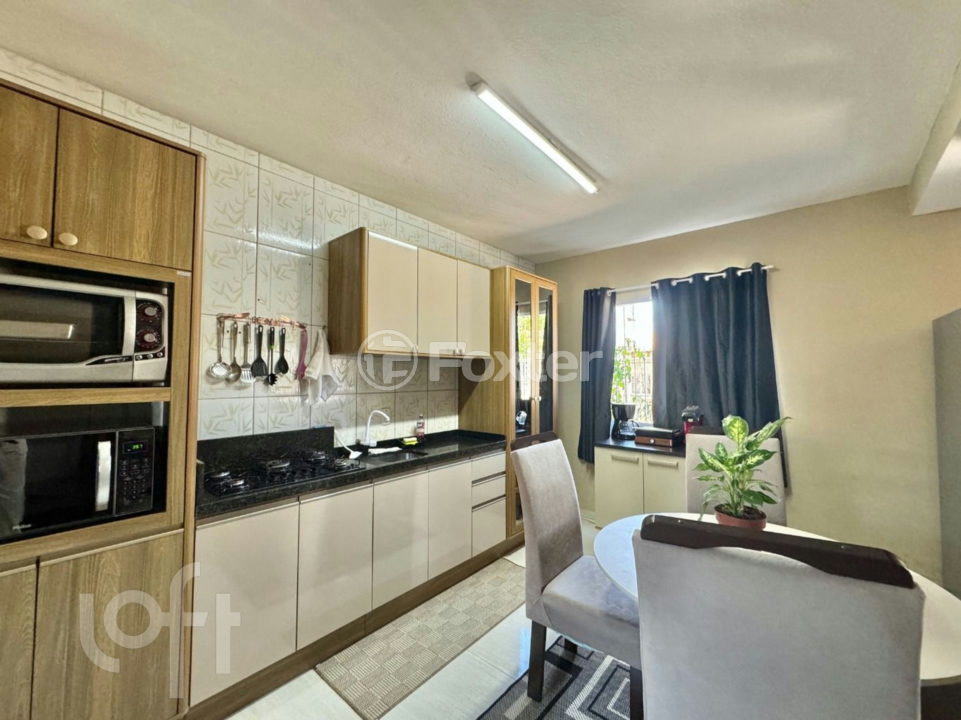 Casa à venda com 3 quartos, 231m² - Foto 8
