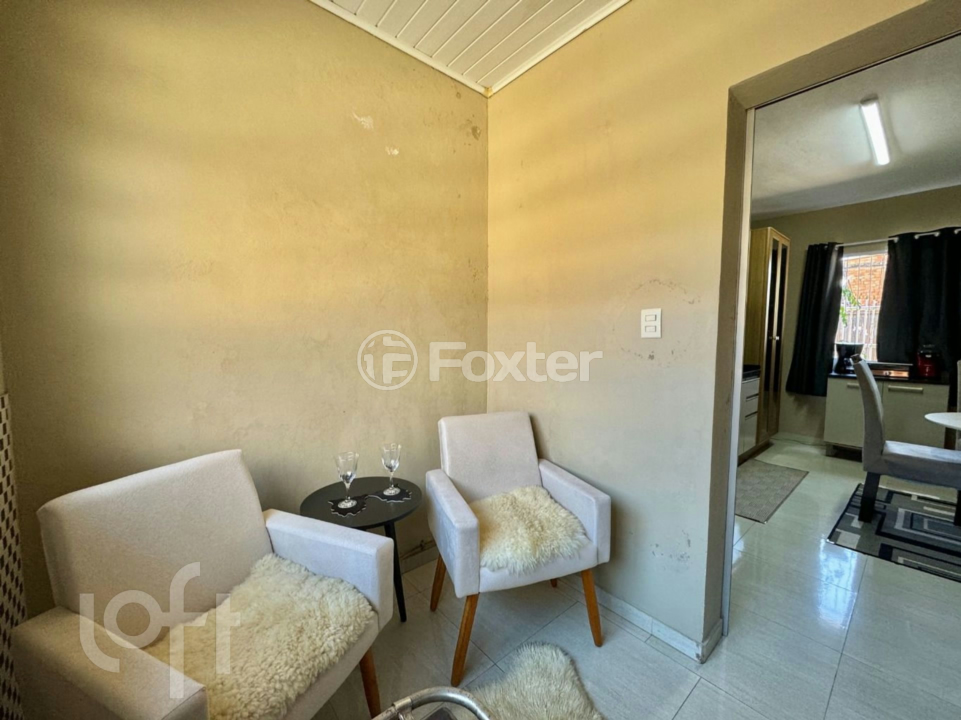 Casa à venda com 3 quartos, 231m² - Foto 2