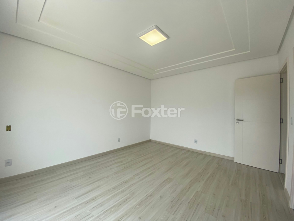 Casa de Condomínio à venda com 4 quartos, 295m² - Foto 35