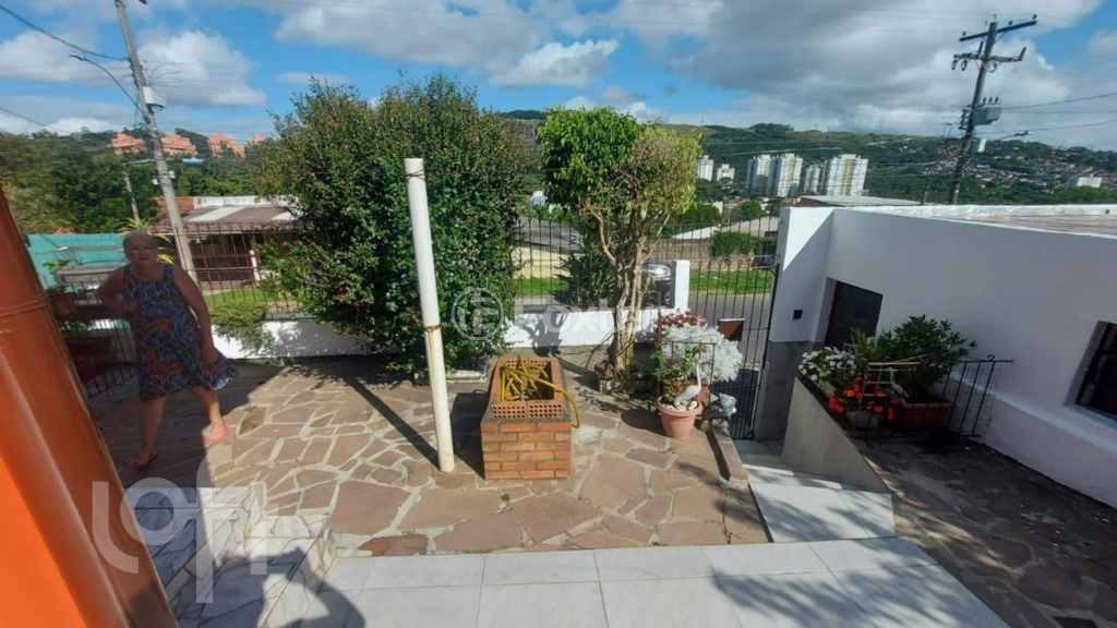 Casa à venda com 6 quartos, 183m² - Foto 6