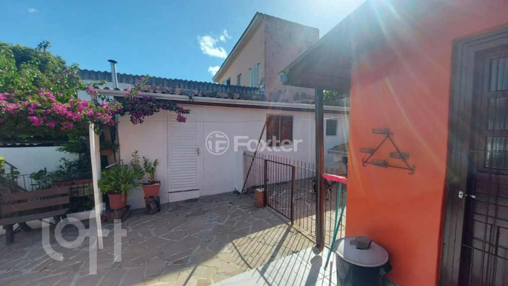 Casa à venda com 6 quartos, 183m² - Foto 17