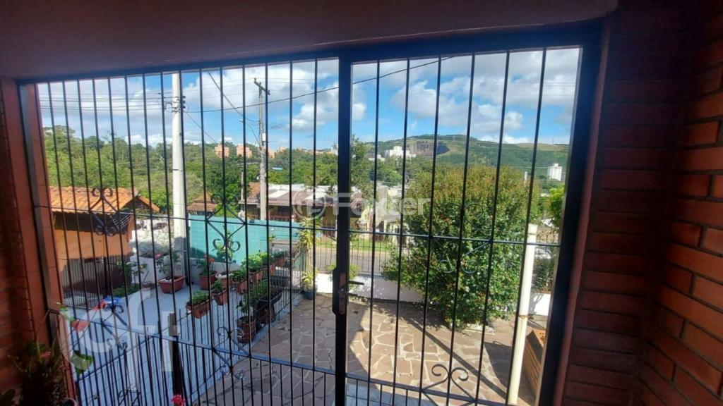 Casa à venda com 6 quartos, 183m² - Foto 20